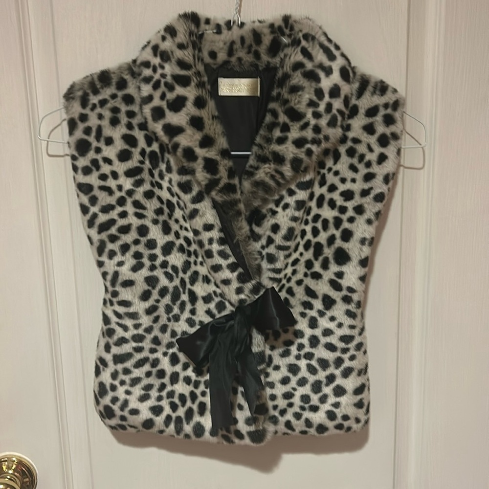 Donna Salyers Fabulous Furs, XS, Girls Loepard Print Fur Vest, Excellent cond